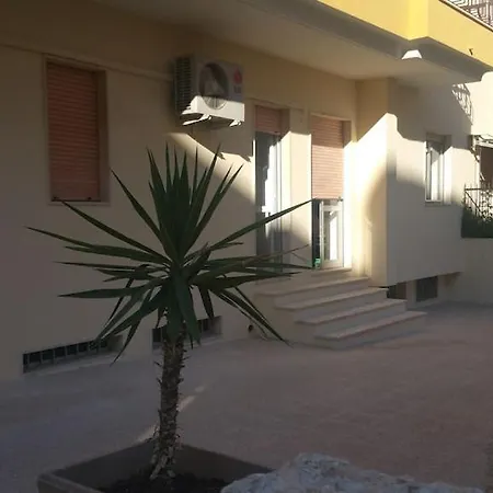 - Lido S. Giovanni - 200 Meters From The Sea Apartment *