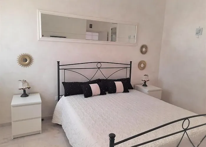 - Lido S. Giovanni - 200 Meters From The Sea Apartment